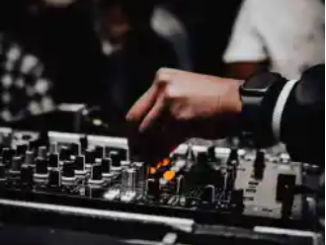 Mick-Man X & Y Mp3 Download