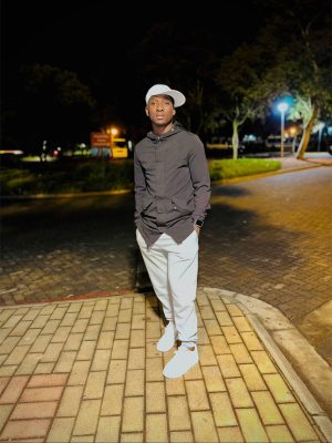 Jikijiki Uqamba Amanga Mp3 Download