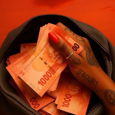 1F4OUR1 Thatha Kphela Mp3 Download