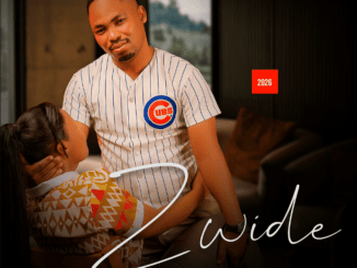 Zwide Phez' Komuntu Mp3 Download